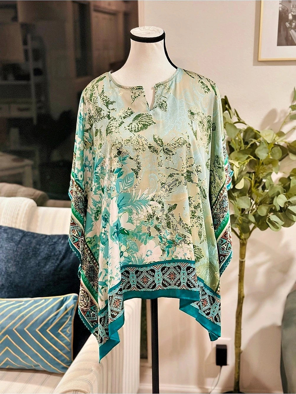 Susan Graver Floral Printed Tunic in Green & Blue Silk - Size XS, Like New